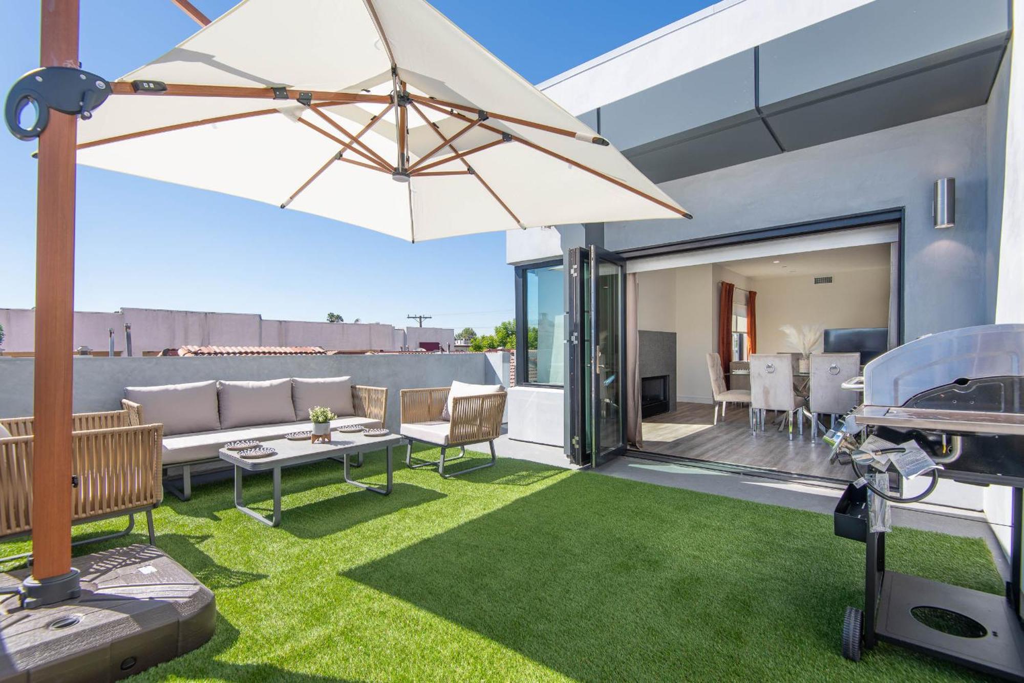 Regency Modern Apartments Glendale Exterior photo